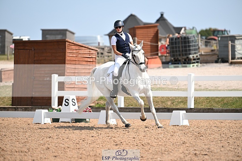 250816-124139-04533 - 061-Lyn.MillerRunnymead.Diamond