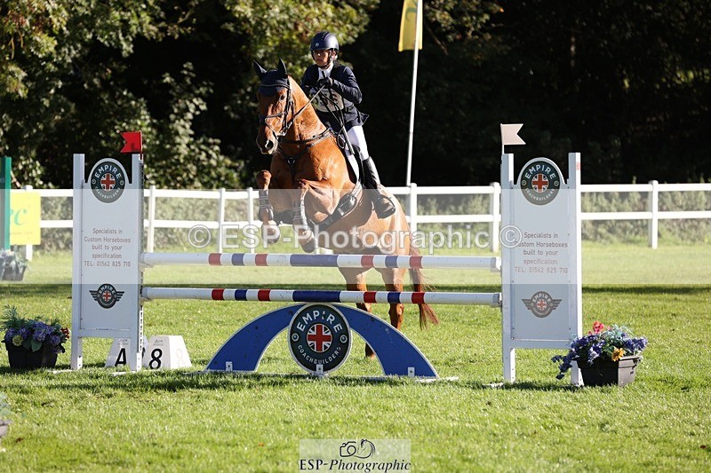 231022-103332-24602 - 656-DUNARD.RED.KNIGHT-Naomi.Watkins-TrotUp+SJ