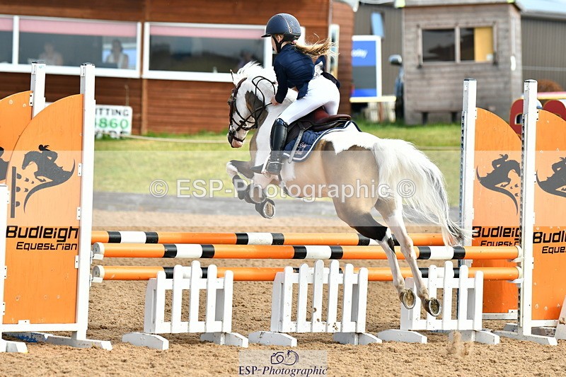 230624A-091902-00120 - Cls 36 Stepping Stones 128 & 138cm