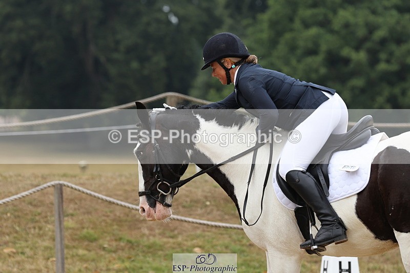 250718A-103655-00637 - 052-Lisa.Batty-George.XIV