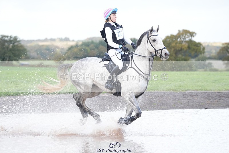 251024A-144958-12959 - C-222-Clemmie.Kerridge