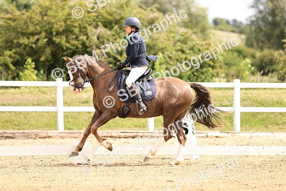 SBM_001905 - Class 2 - Novice 4 - 10.36-11.39