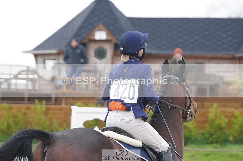 250419-091852-07701 - 420-Fiona.Jones-ABBY.VD.BERGHOEVE.Z