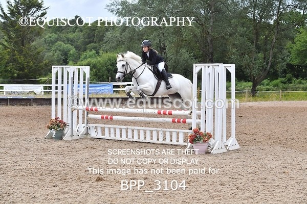 BPP_3104 - CLASS 13 SUN Senior BritiNovice/ 90cm Open