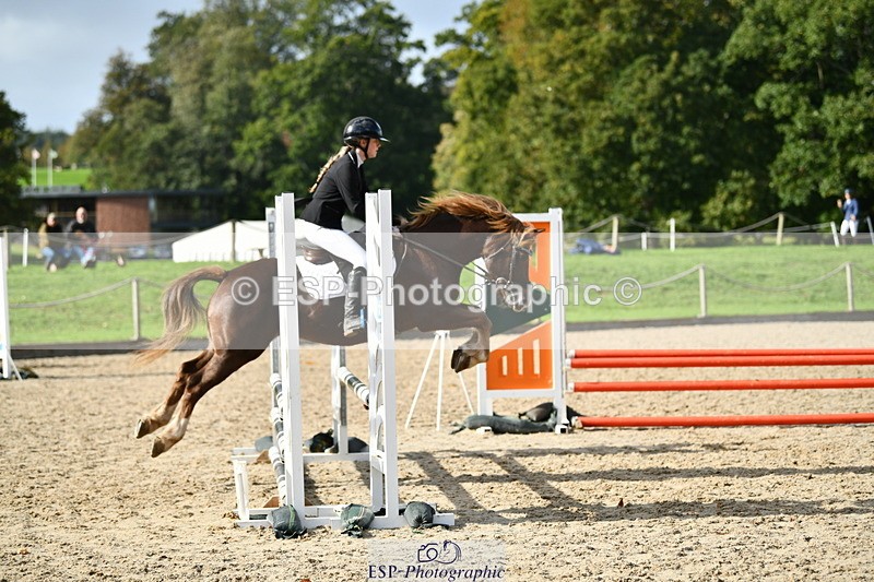 251004A-145654-01588 - Classes 8 & 9 70cm