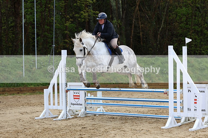 3E7A0761 - Class 4: Senior British Novice/90cm open