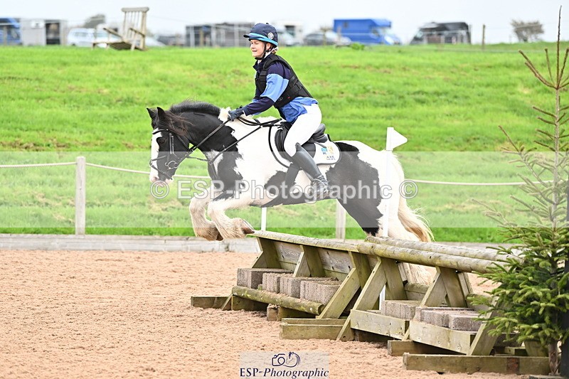 241110A-115238-00707 - 80cm 11.30 to End