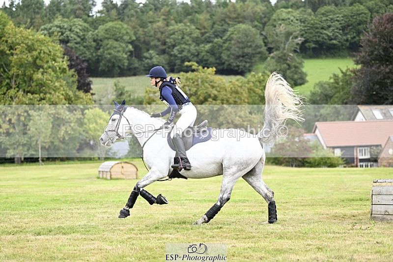 240825X-120148-32702 - 70cm XC 11.00 to 12.00