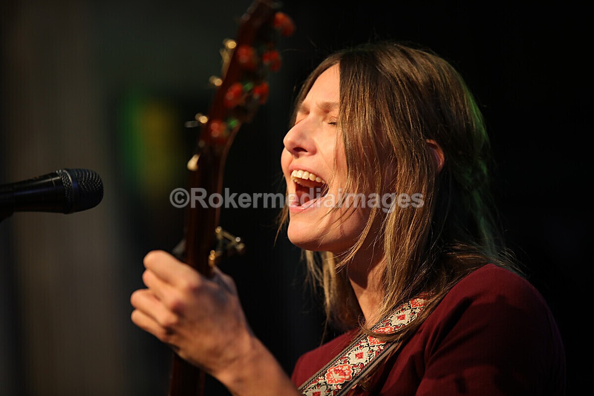 FOLK N BLUES-96 - FOLK and BLUES SEPT 2022