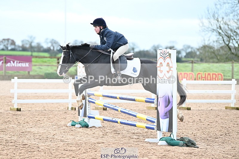 231203A-112649-00824 - Cls 16+17 Club and Schools 80cm