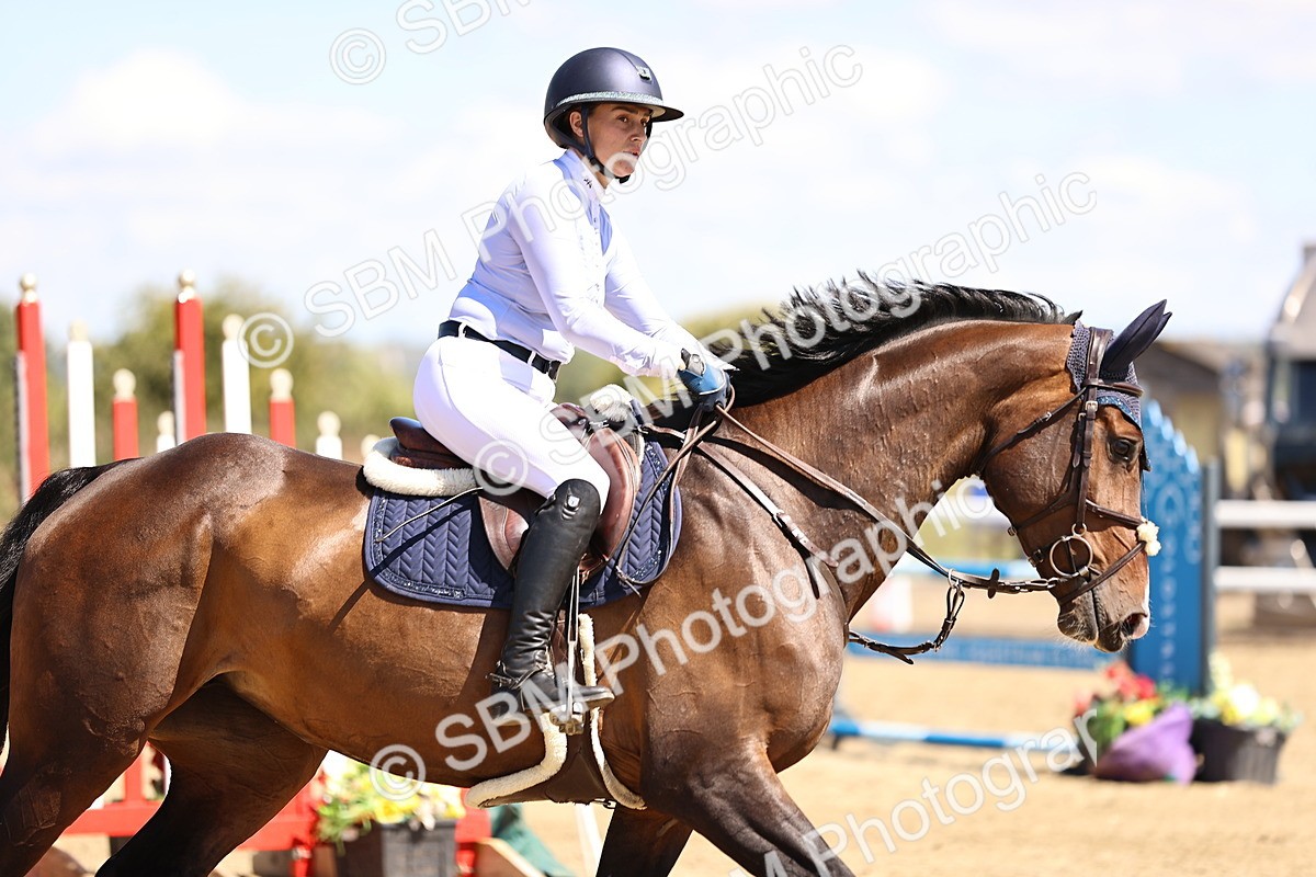 SBM_014981 - Class 15 - Senior Newcomers - 1.10m Open