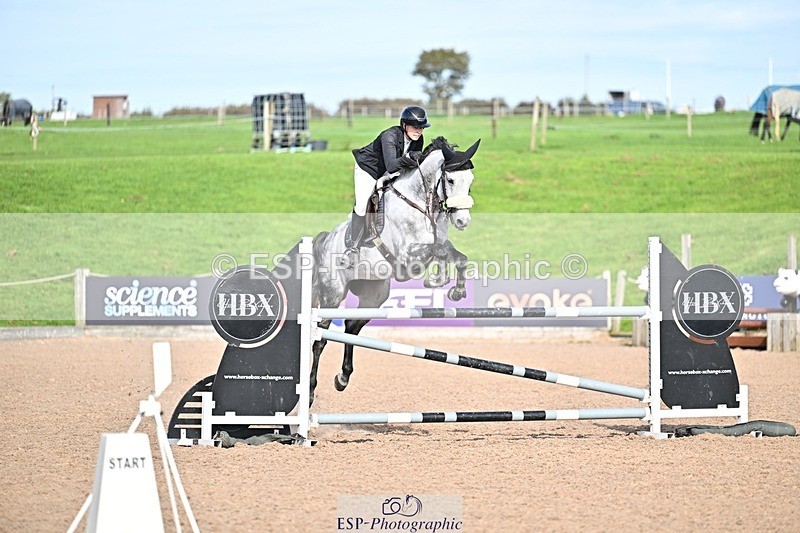251001-144815-00498 - Cls 6 Foxhunter and 1.20m Open