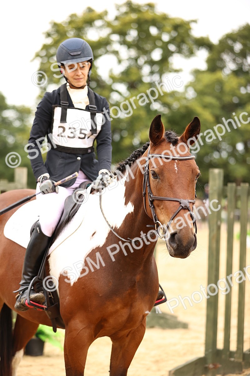 SBM_60785 - J42 - Grand Tour Horse & Pony 1.00m Championship