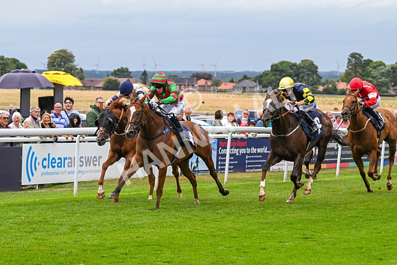 150824-Race 4-Opal Storm-8068 - Race 4