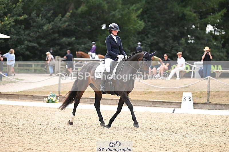 250808A-142939-01073 - 131-Beth.BainbridgeNewton.Delightful