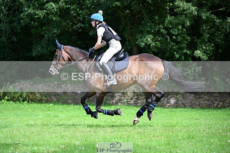 240803-150450-07734 - 181-Charlotte_Bradbury-KENSINGTON_EMPIRE