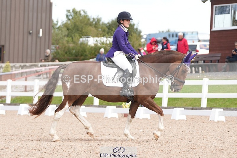 250906-132040-03597 - 017-Natalie.RosewarnePenpont.Fancy.That