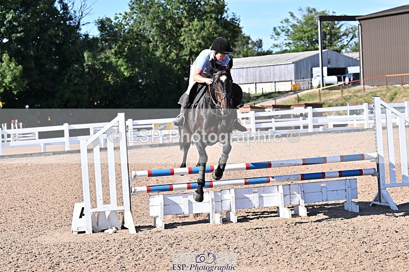 250708A-175207-00370 - 80cm Classes