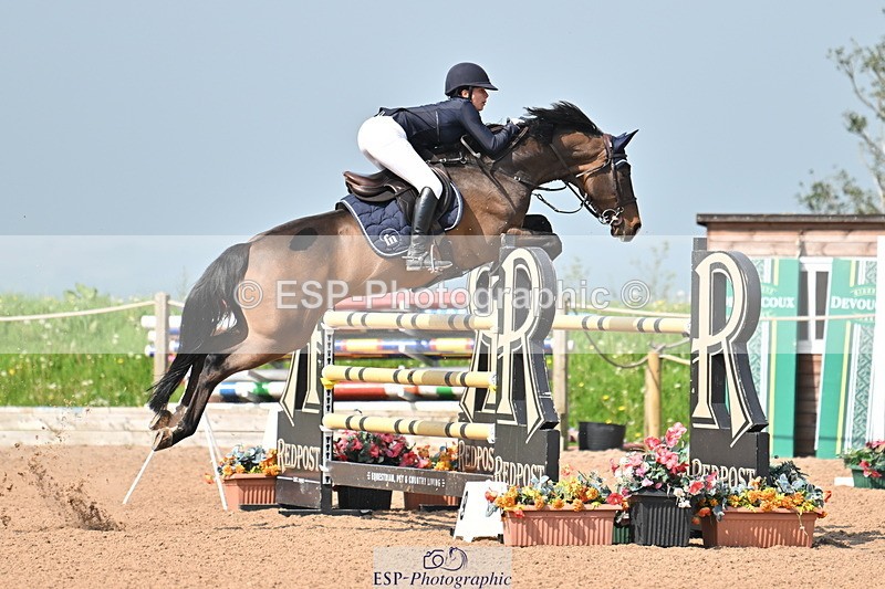 240512A-102802-17270 - Cls 48 National 1.30m Open