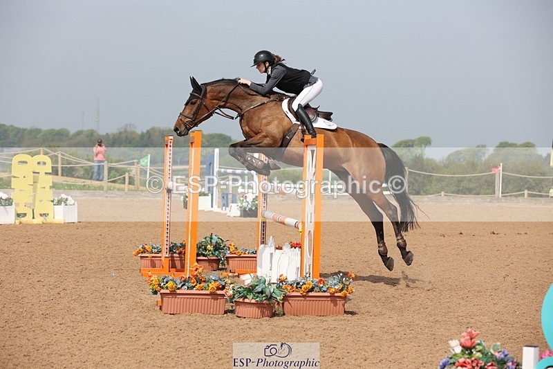 240511A-104925-11908 - Cls 33 Snr 1.20m Open