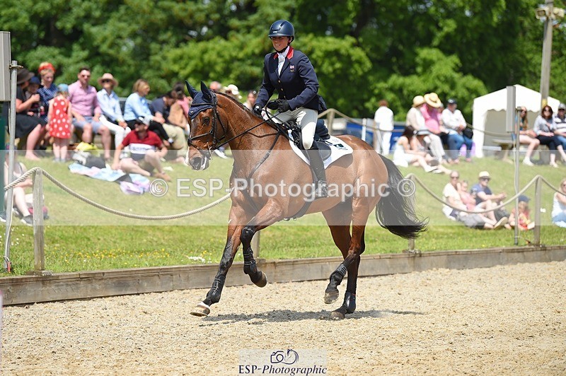 230528-122858-15719 - 324-DRUMGIVEN_MR_CHARISMA-Jeanette_Brakewell-SUNTrotUp+SJ