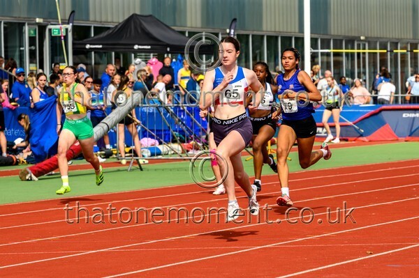 Age25SAT-915524 - Track Female Set One