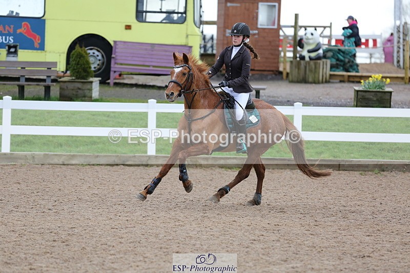 240211A-110510-02335 - Cls 4 Pony Discovery & 90cm Open