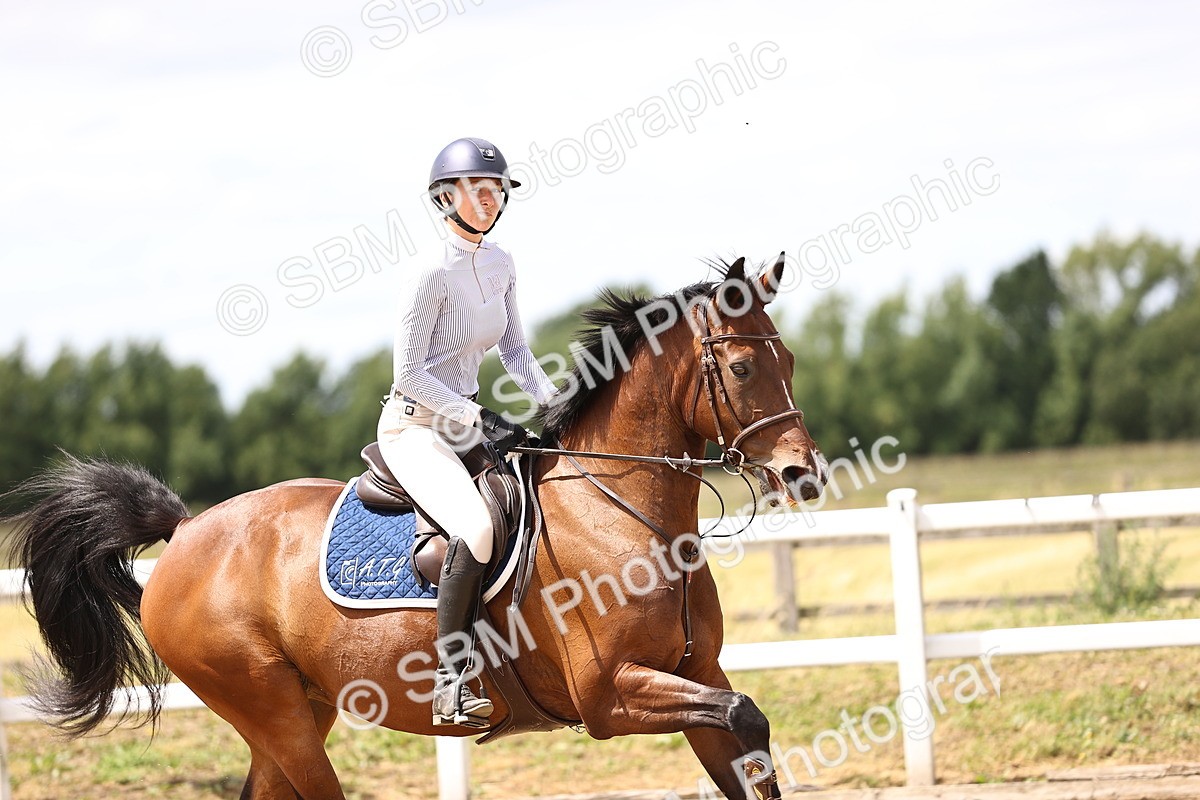 SBM_003744 - Class 22 - Senior Foxhunter 1.20m