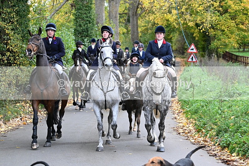WJ7_7214 - Walk Home..