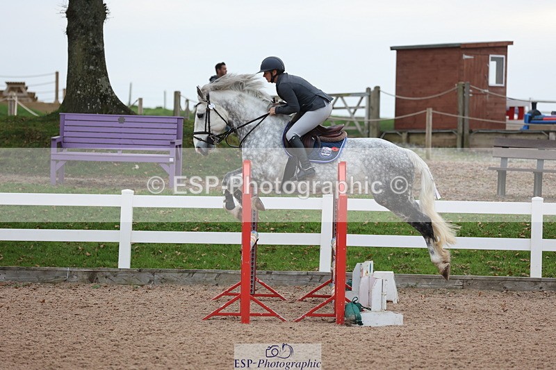 241101A-081719-00152 - FRI Cls 2 British Novice and 90cm Open