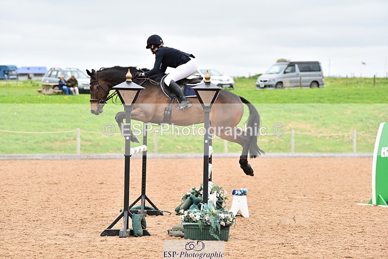 230507A-142335-08392 - Cls 48 Foxhunter