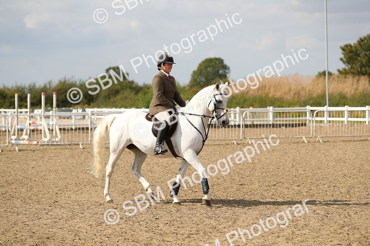 SBM_06797 - Class 49a Style & Performance 80cm (15-19)