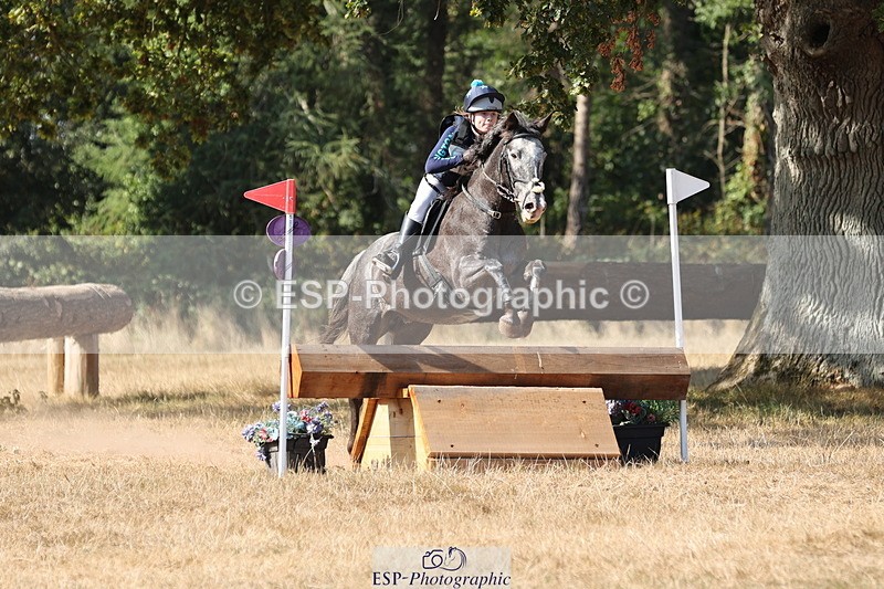 250824A-160226-39647 - 2155-Alaya.Airey-Tronto