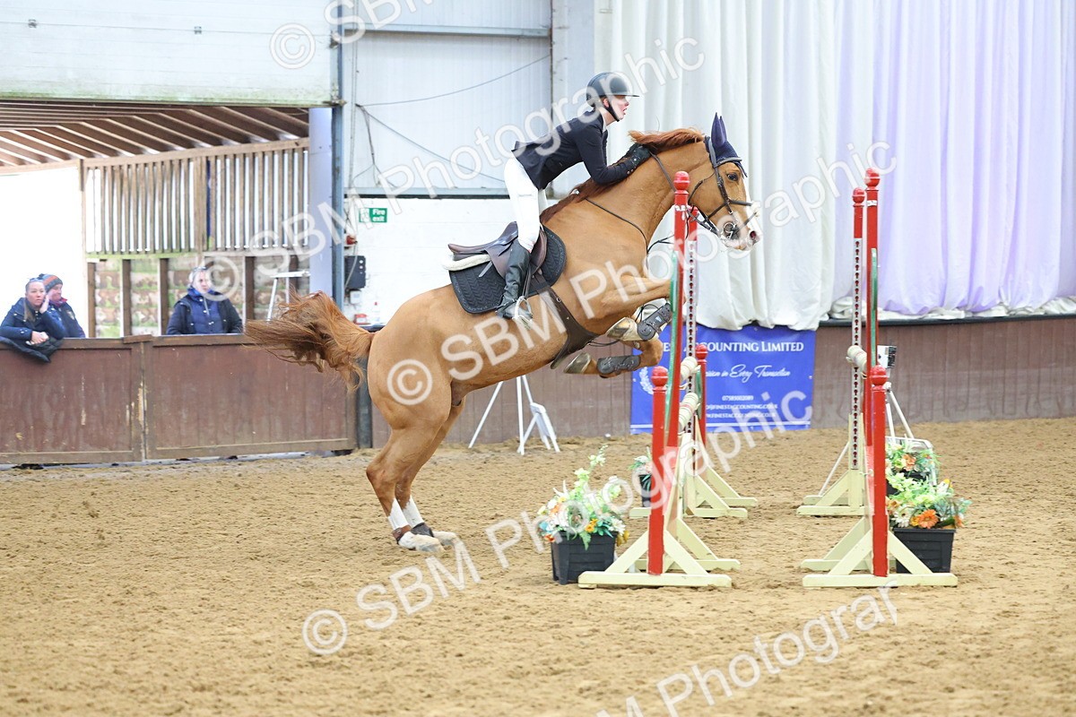 SBM_010761 - Class 23 - Senior Newcomers/ 1.10m Open - First Round (1.10m)