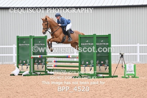 BPP_4520 - CLASS 20 SUN British Novice/90cms Open
