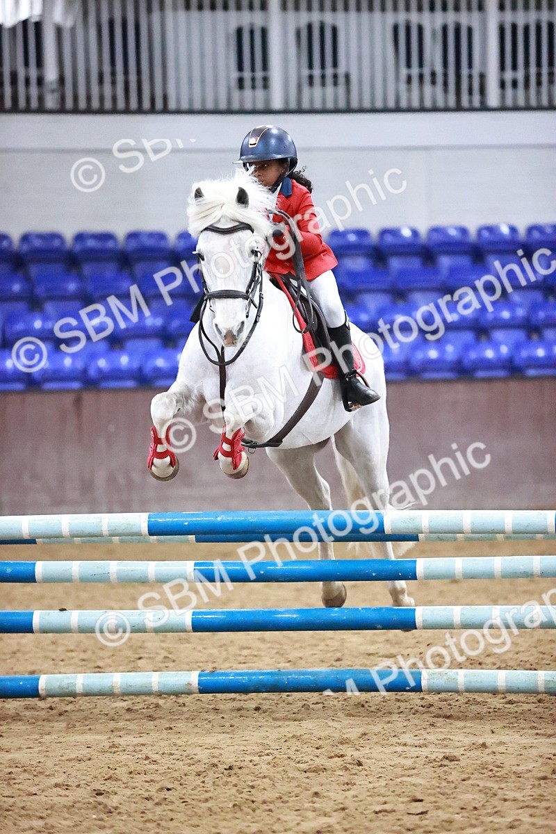 SBM_001759 - Class 9 - Pony Intro 75cm