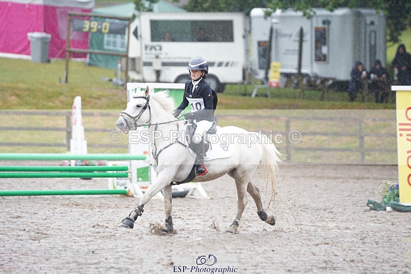 240824X-084204-20352 - 70cm Round 1 8.30 to 9.30