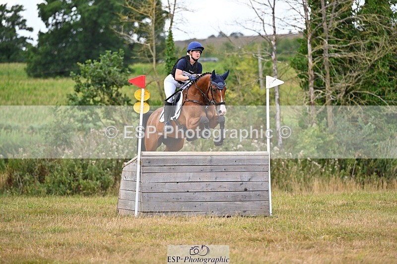 250803A-153509-16037 - O-682-Millie.Juleff-HERONA.CZ.Z