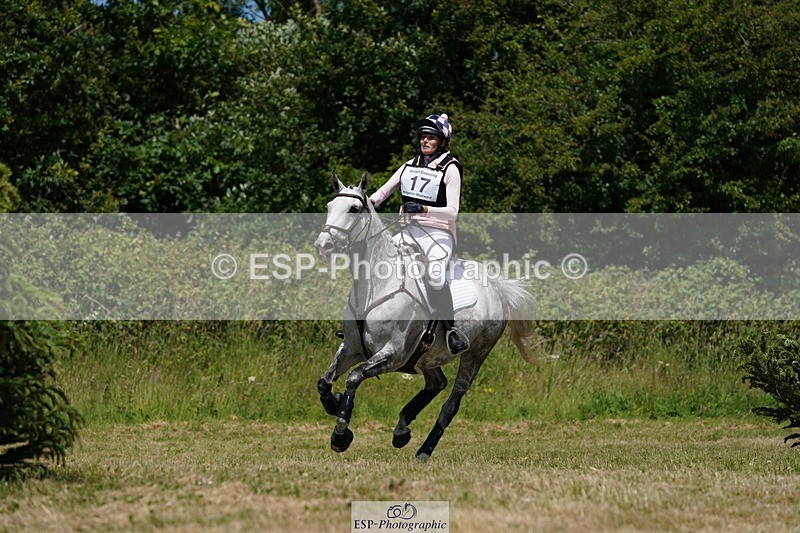 240629X-124336-2227 - 017-Jessica_Long-LADY_GREY