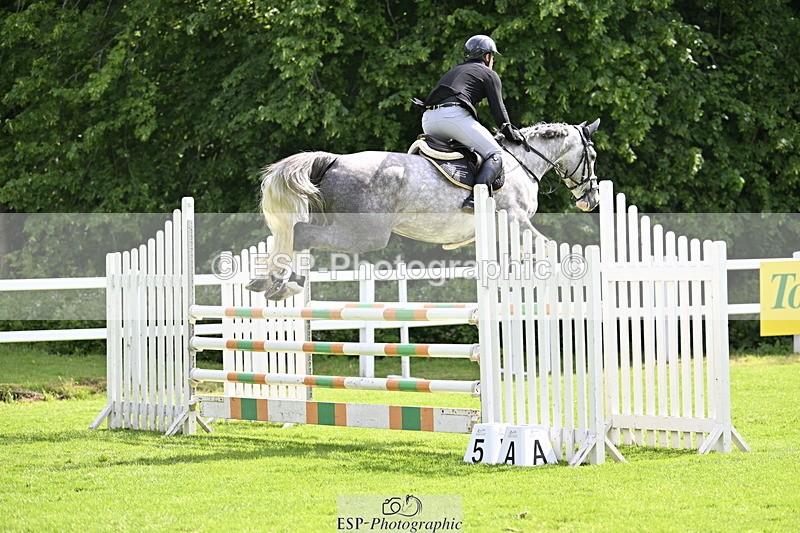 250613A-102103-00397 - Cls 1 Snr Newcomers and 1.10m Open