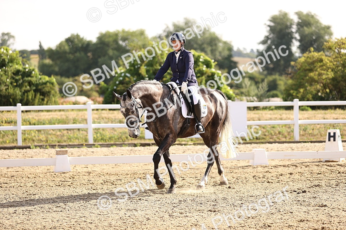 SBM_008518 - Novice 5 - 08.30-9.33
