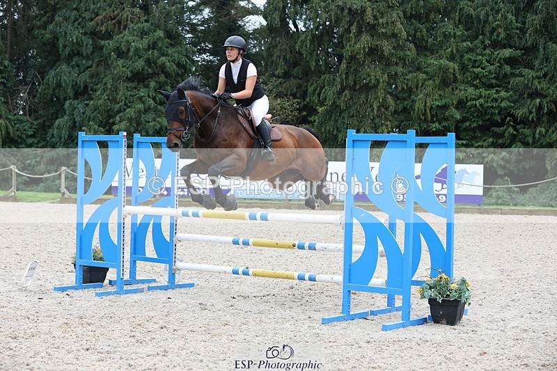 230908-175408-03532 - Cls 9 Snr Newcomers & 1.10m Open