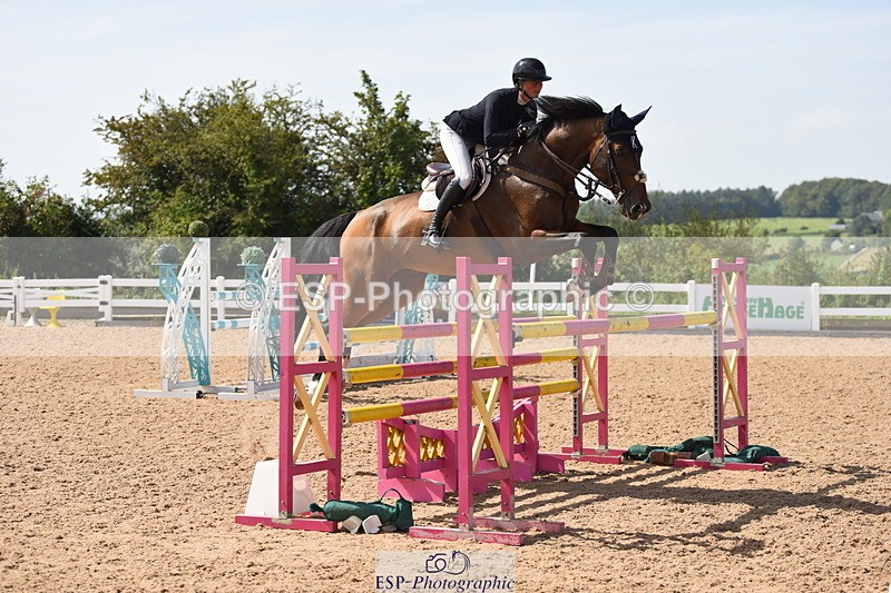 230906A-140220-00544 - Foxhunter & 1.20m Open