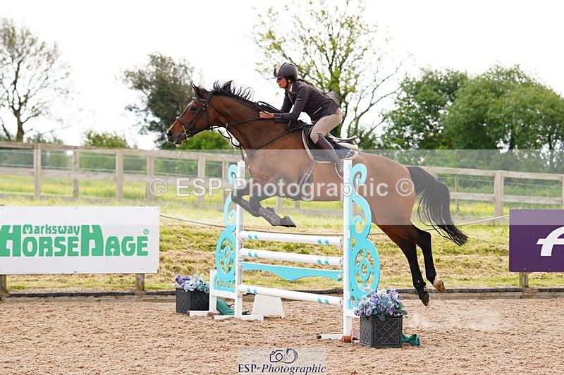 240526A-110548-07724 - Cls 26 Chard Equ 1.05m and 1.10m Grand Prix