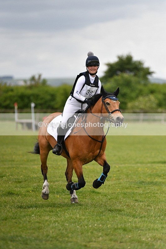 WJ5_3651 - Class 6 80cm