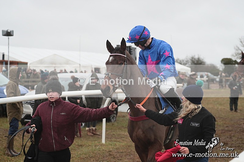 PtP 260125 454 - Cocklebarrow Point-to-Point racing with the Heythrop Hunt 26/01/25
