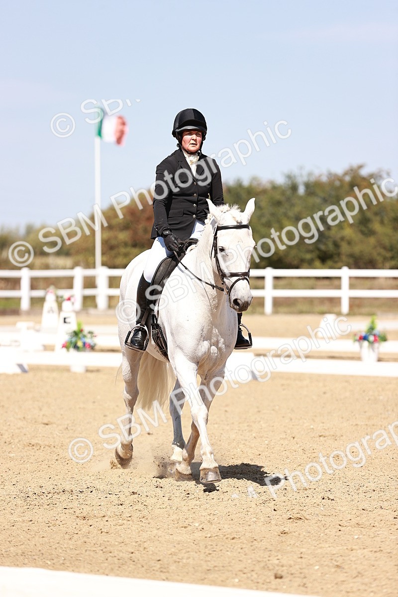 SBM_004965 - Class 12 - Novice 5 - 12.02-12.44