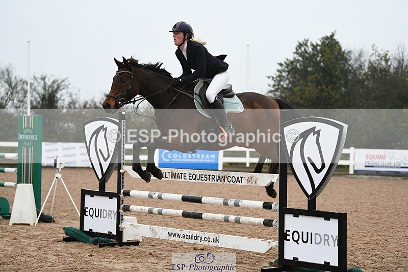 241103A-103022-07482 - SUN Cls 21 Snr Newcomers and 1.10m Open