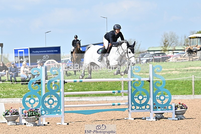 240509A-151224-02700 - Cls 11 National 1.40m Open