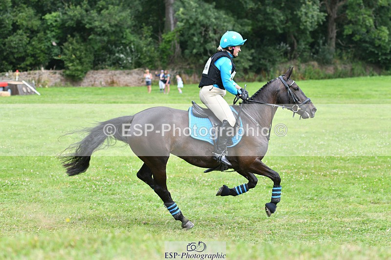 240804-140503-15089 - 524-Katie_Brickman-GREENKELD'S_MOONDANCE